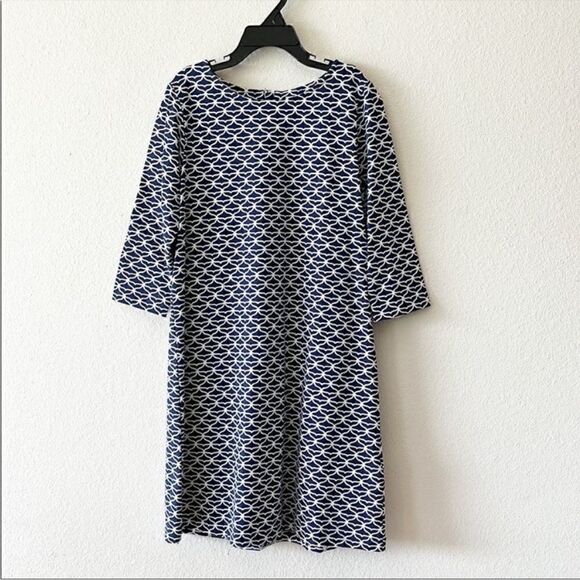 Vineyard Vines Navy Shift Dress - Picture 1 of 9